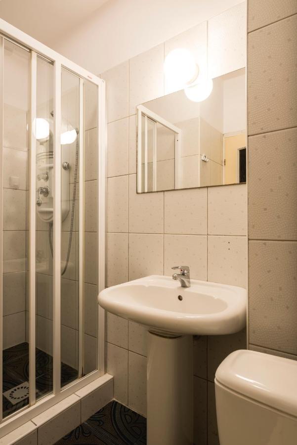 Apartamento Gosciniec Exclusive Varsovia Exterior foto